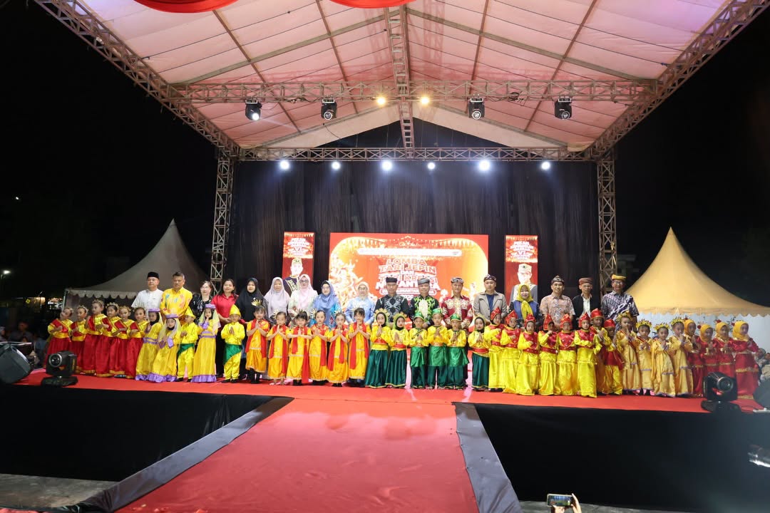 Penutupan Festival Lomba Tari Jepin Kreasi Kalimantan Utara Tingkat PAUD Negeri/Swasta dan Tari Nusantara Tingkat Umum Se Kalimantan Utara